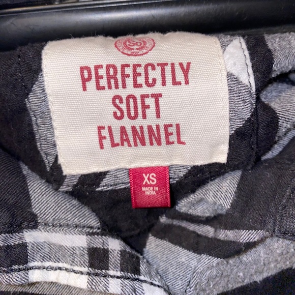 Flannel button down - Picture 3 of 3